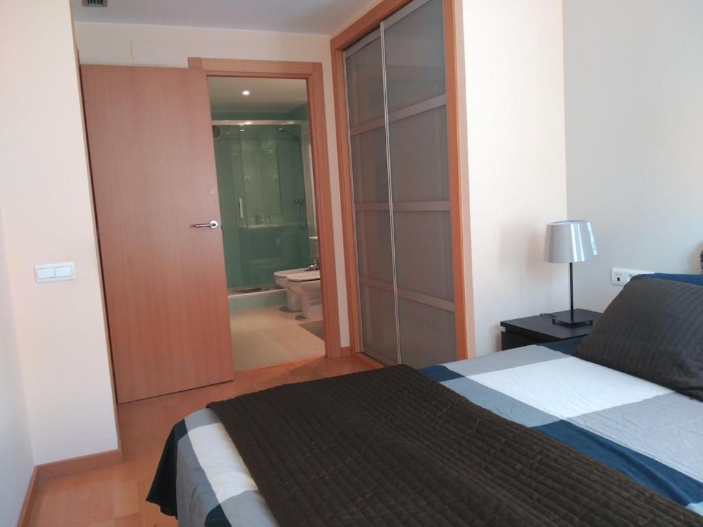 Luxury Flat, 3 Bedrooms, 2 Bathrooms And Swimming Pool Next To The Beach!! 圣阿德里安-德贝索斯 外观 照片