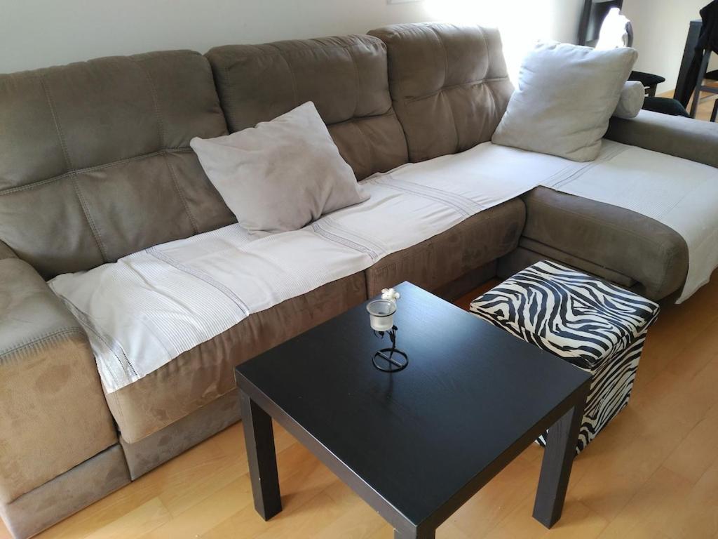 Luxury Flat, 3 Bedrooms, 2 Bathrooms And Swimming Pool Next To The Beach!! 圣阿德里安-德贝索斯 外观 照片